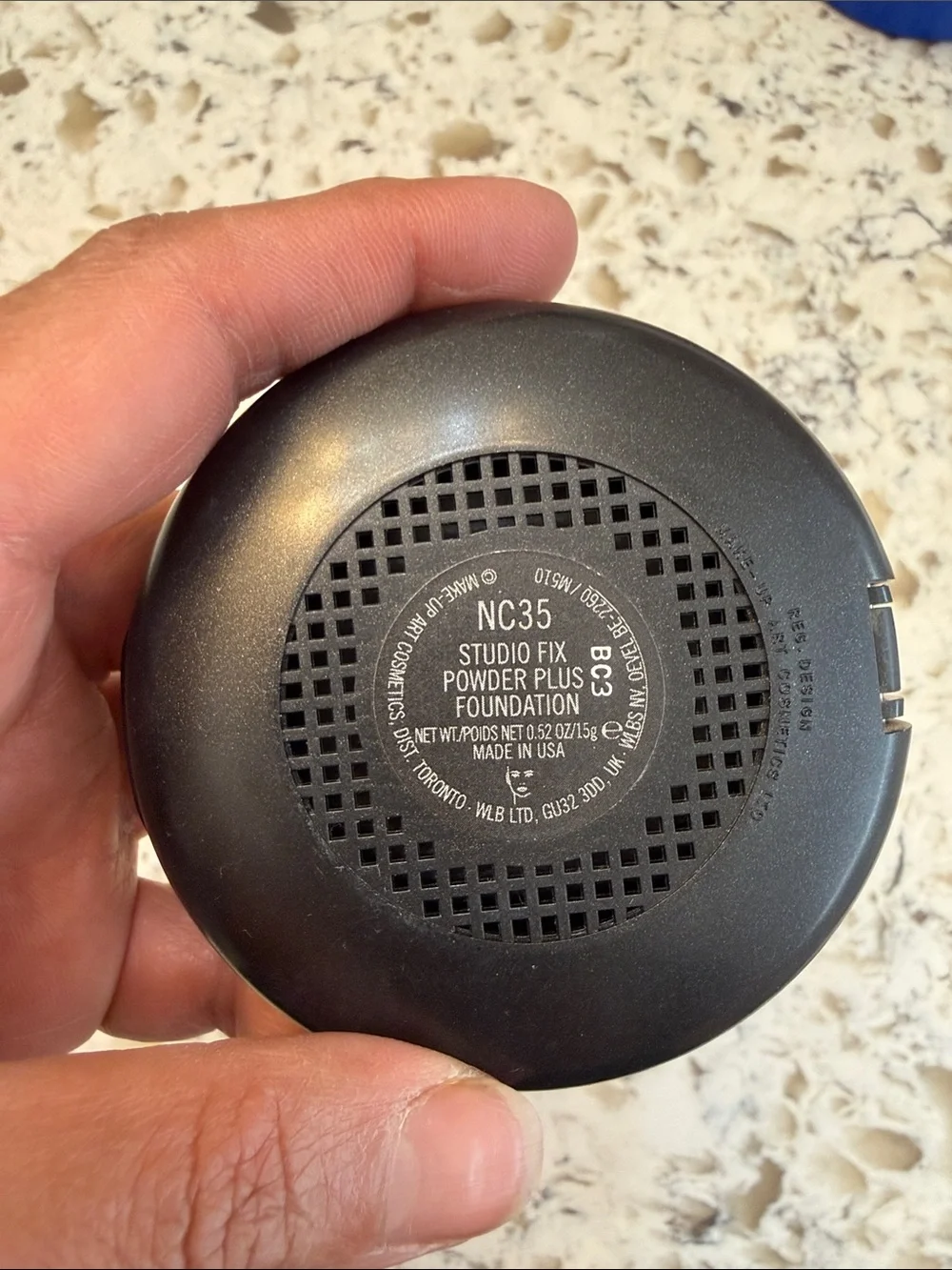Rare Original Mac Studio fix powder in shade NC35 without box - Picture 3 of 3
